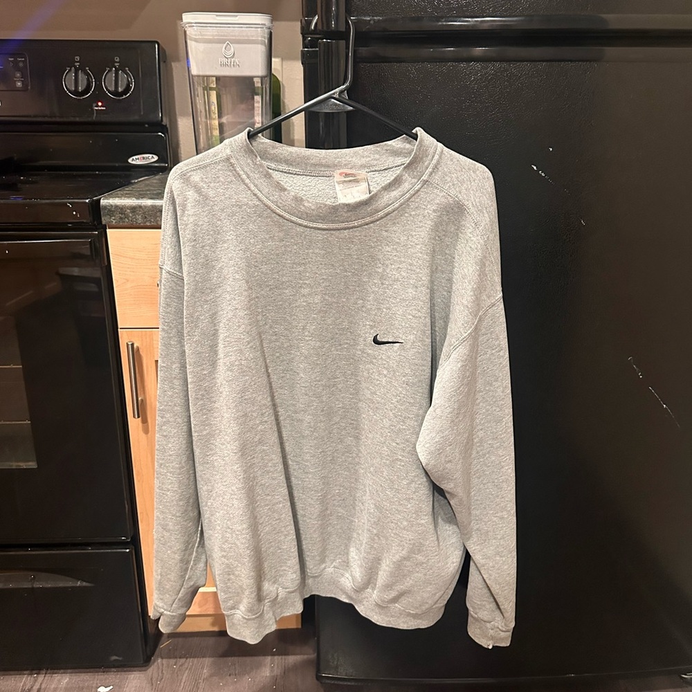 Vintage grey Nike crewneck